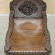Bureau chinois sculpté à la main vers 1940 avec fauteuil assorti