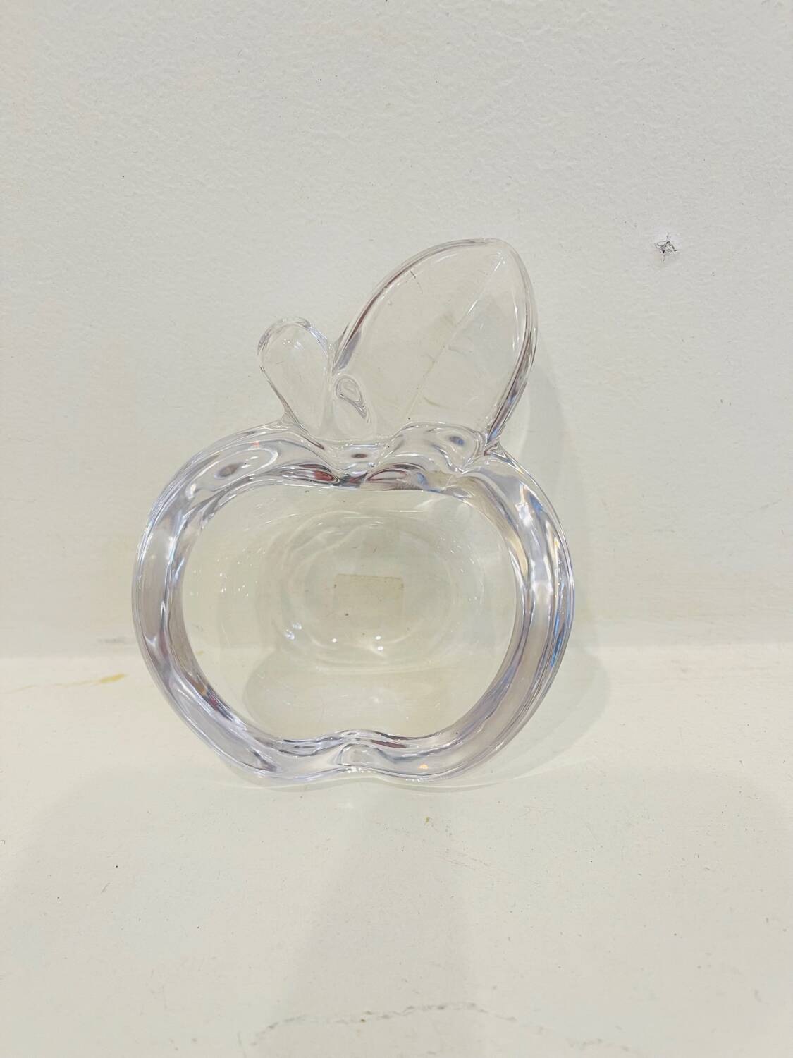 Crystal apple-shaped catchall – Vannes-le-Châtel, 1970s