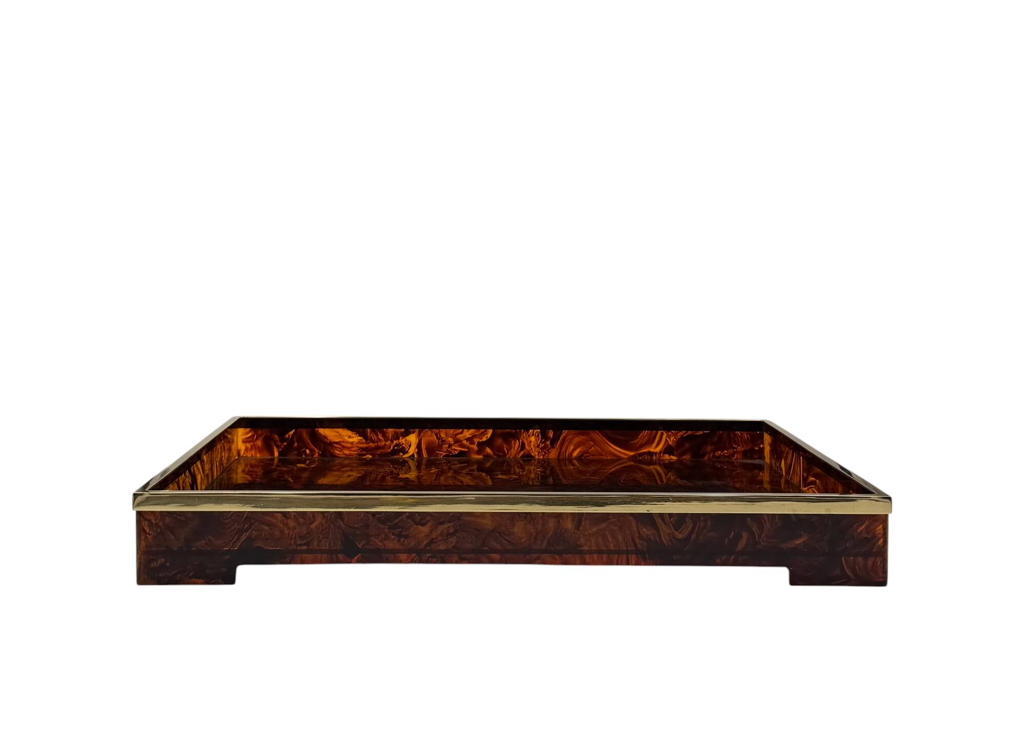 Grand plateau Hollywood Regency en laiton et écaille de tortue en lucite, Italie, années 1970