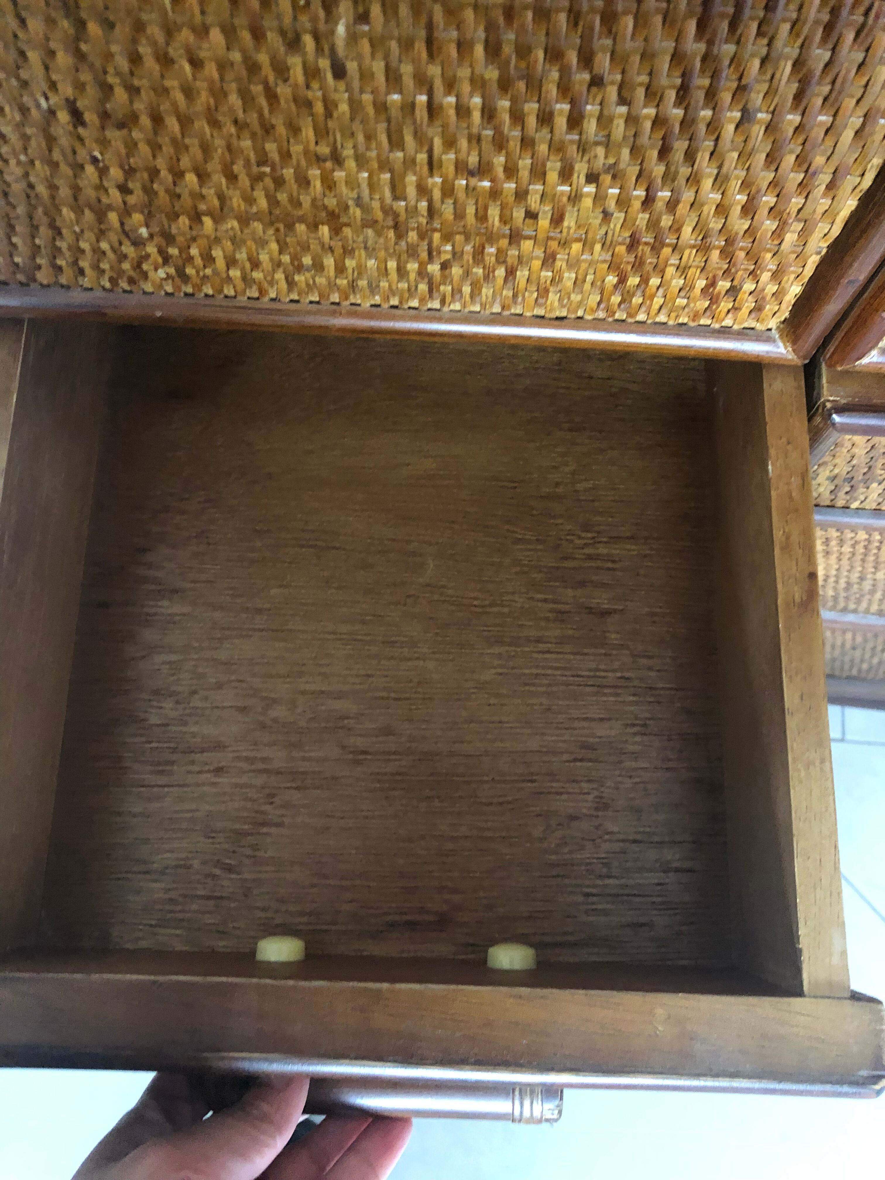 Vintage chest of drawers