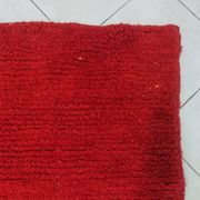 Tapis marocain rouge en laine 250cmx150cm