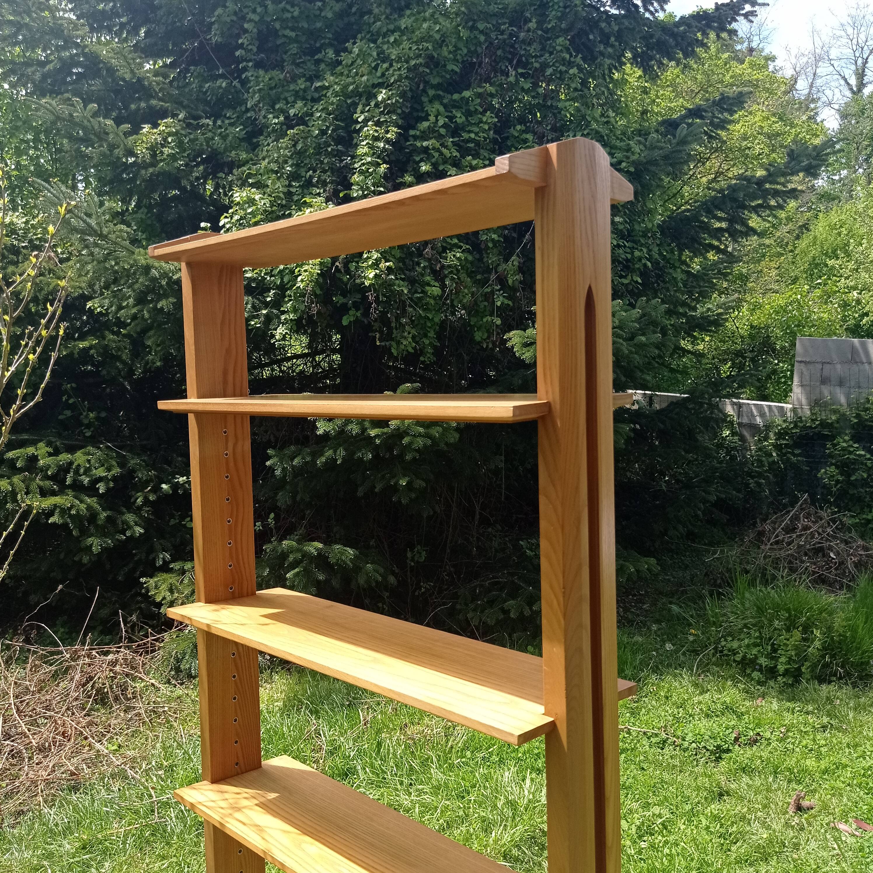 Vintage solid oak library shelf with 6 removable shelves