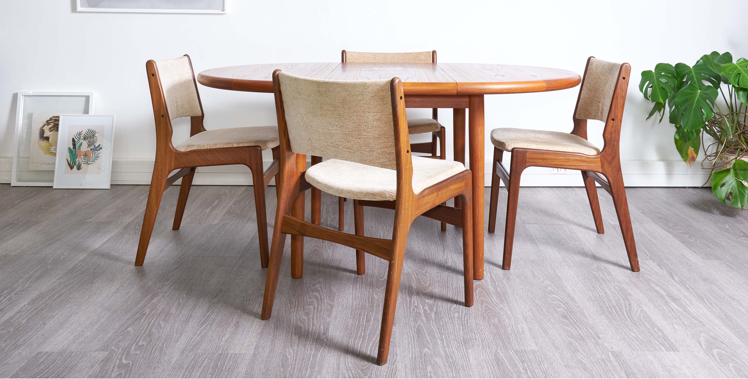 Table à manger extensible style scandinave 1960