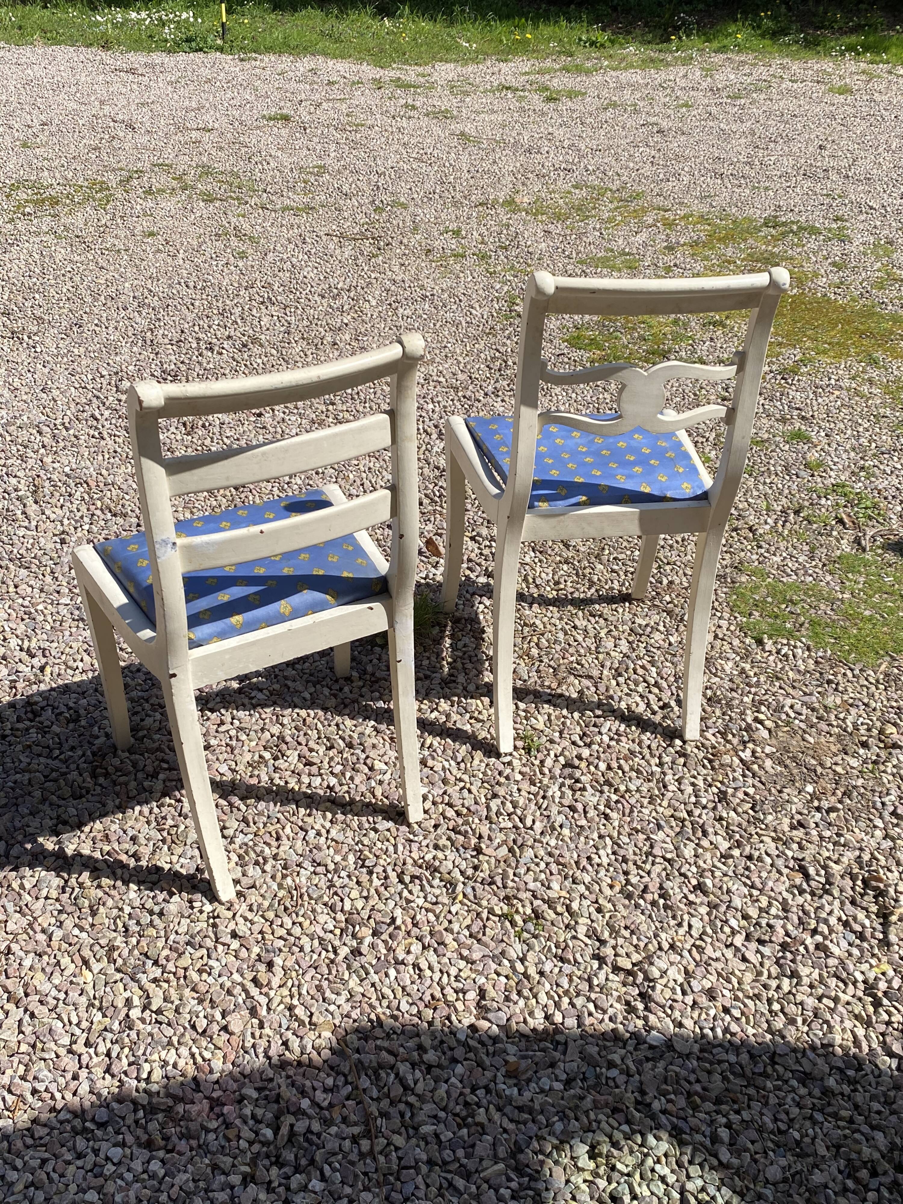 Chairs restoration-style