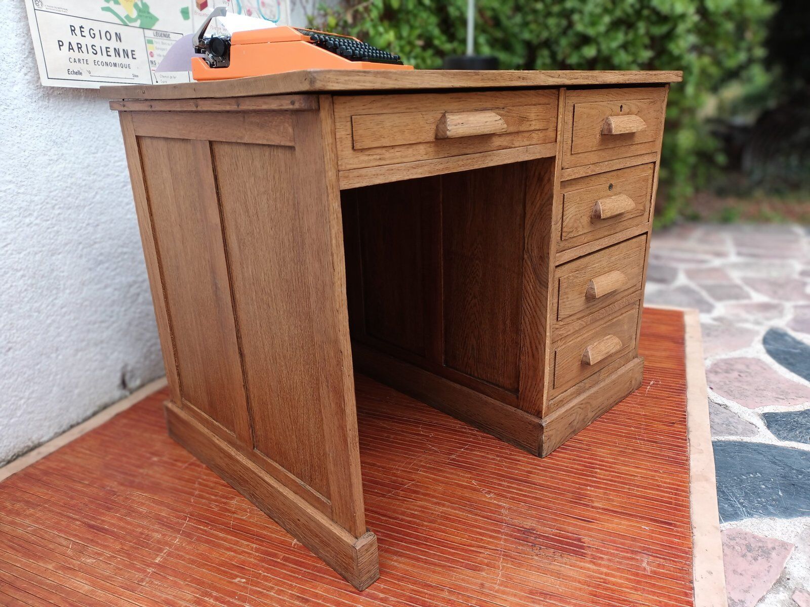 Solid oak desk counter