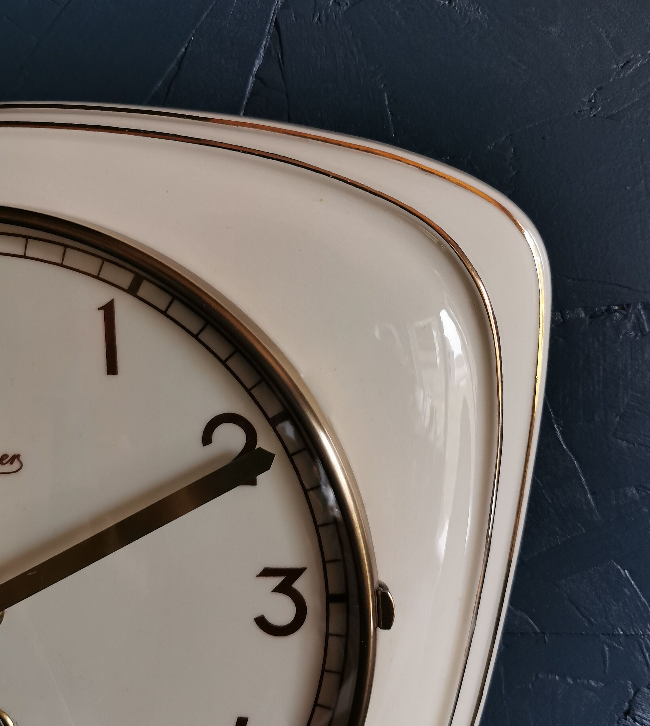 Vintage ceramic clock silent wall clock "Kieninger golden cream"