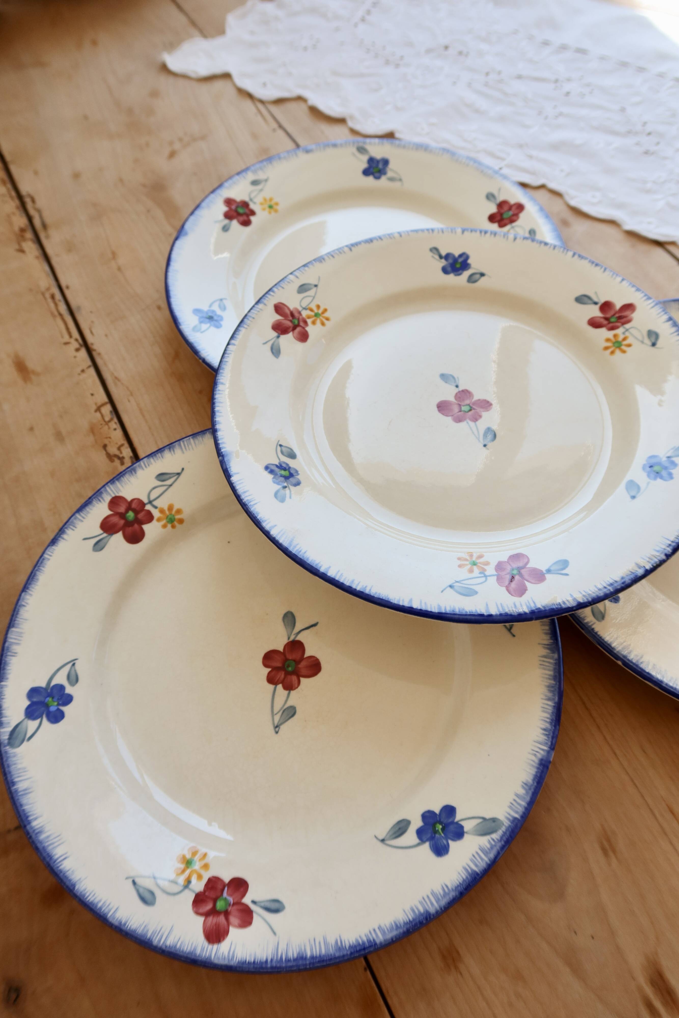 4 vintage flat plates Digoin Sarreguemines model Mary-Lou