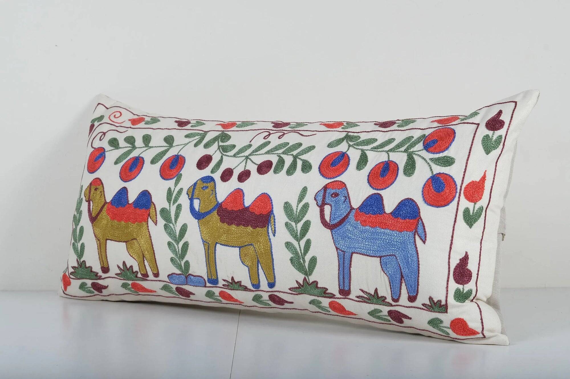 Vintage embroidered cushion cover 46x94 cm