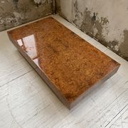 Table basse italienne laque loupe d’orme