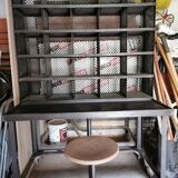 Post desk
