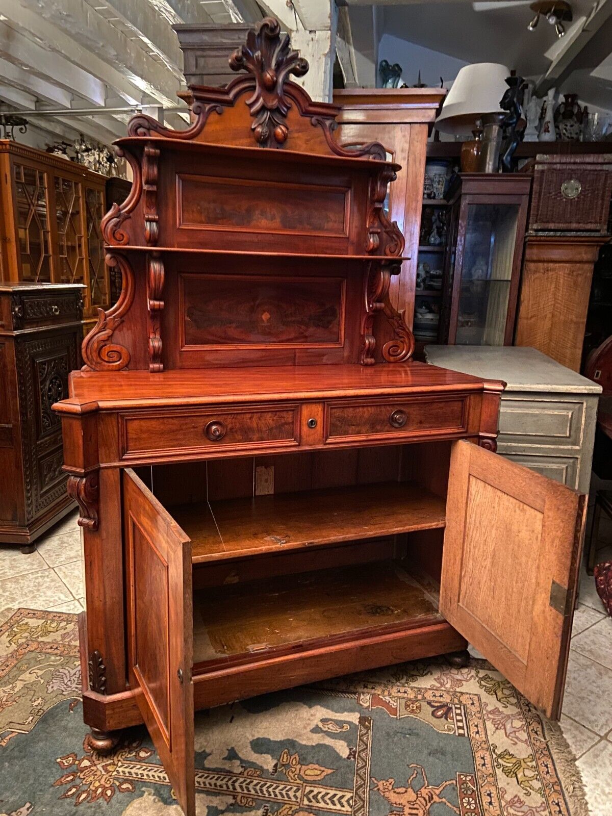 Saint Hubert 19th century sideboard in solid walnut Napoleon III