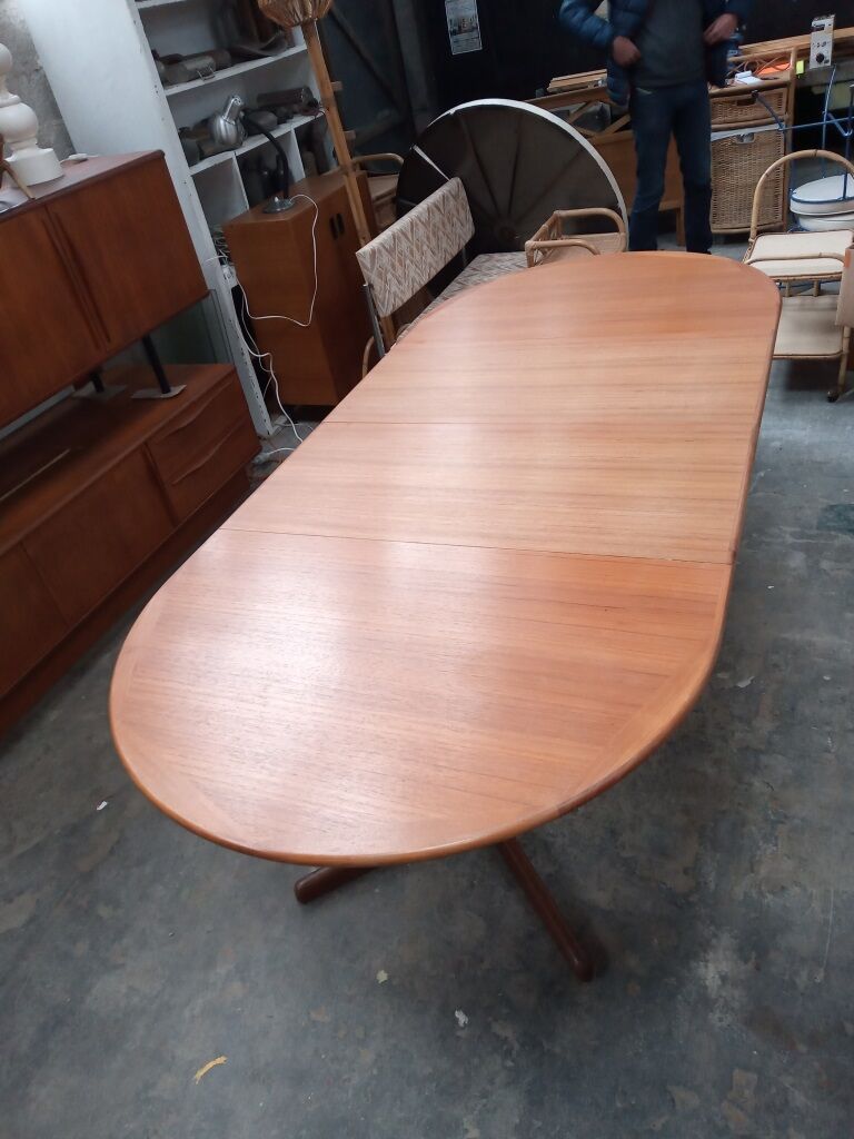 Table Roche Bobois teck ovale