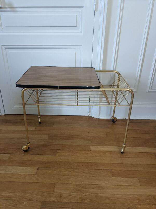 Table d'appoint range vinyles