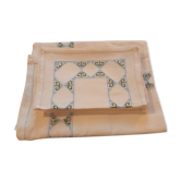Tablecloth and embroidered linen towels