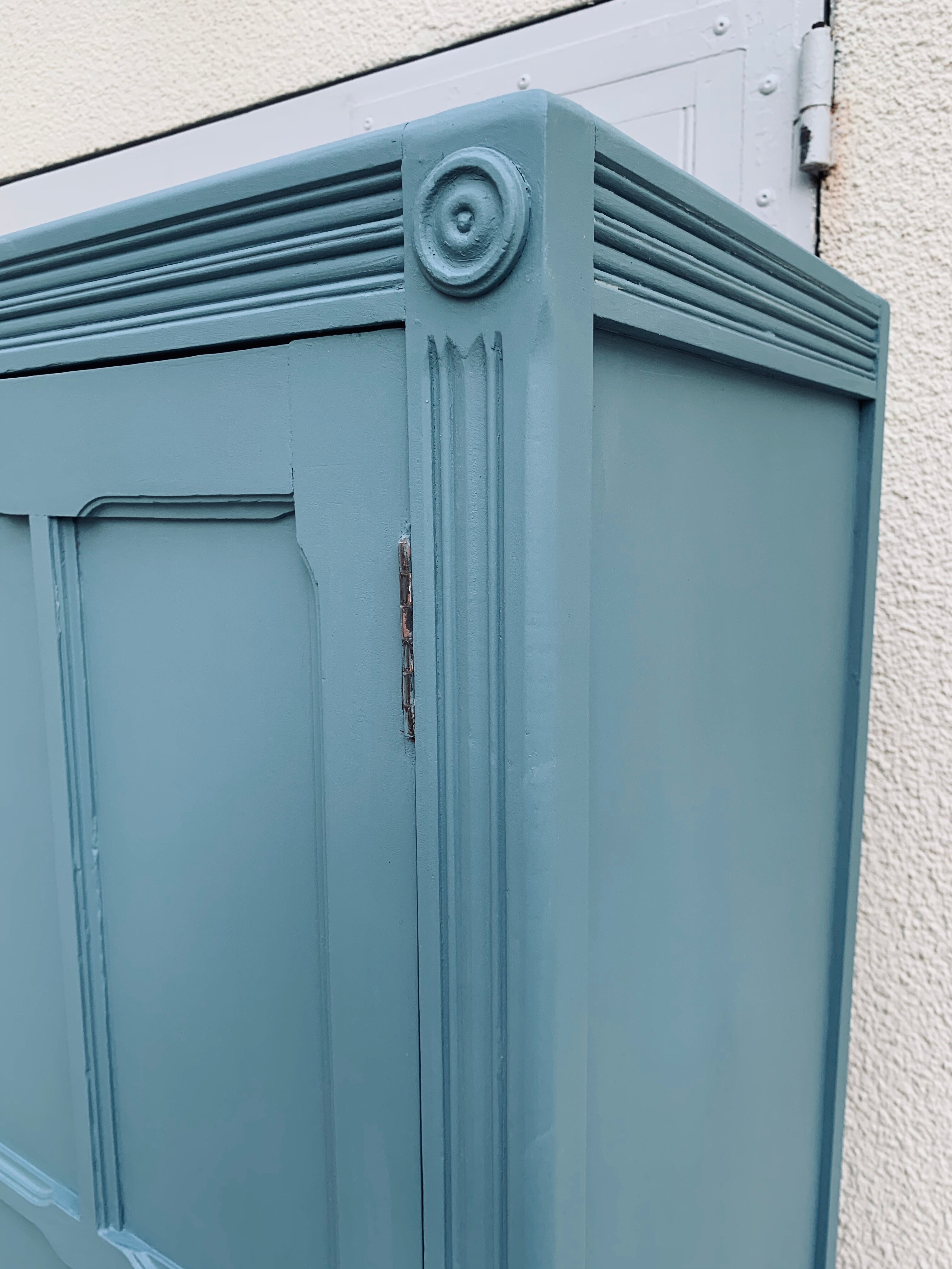 Greyish blue Parisian wardrobe 1940