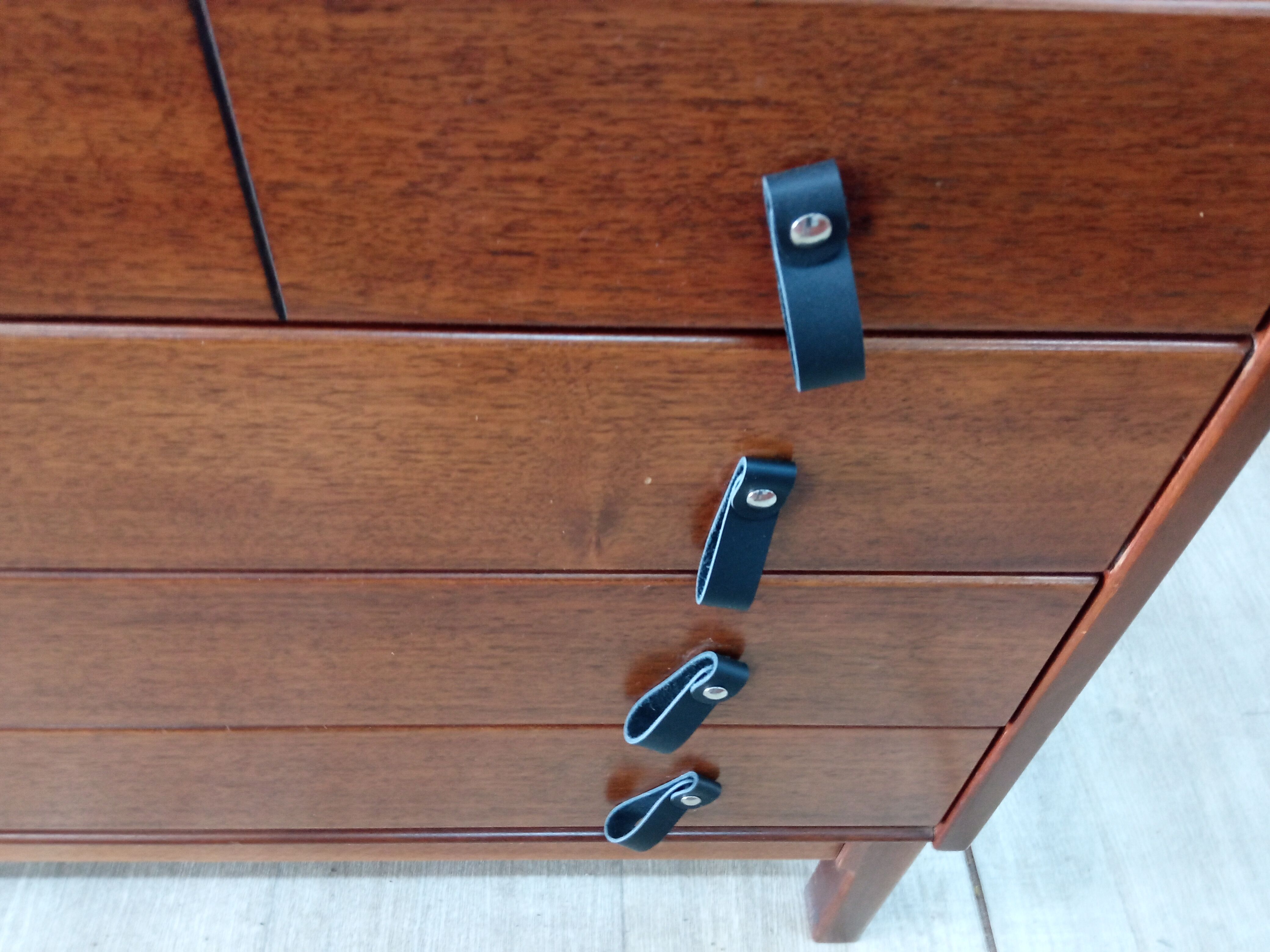 Commode vintage en palissandre