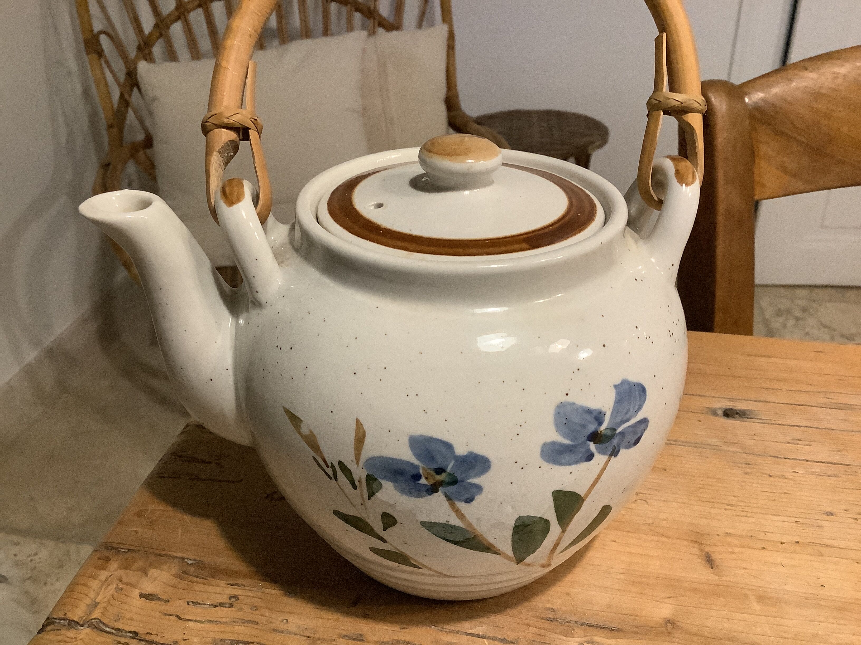Teapot and bowl