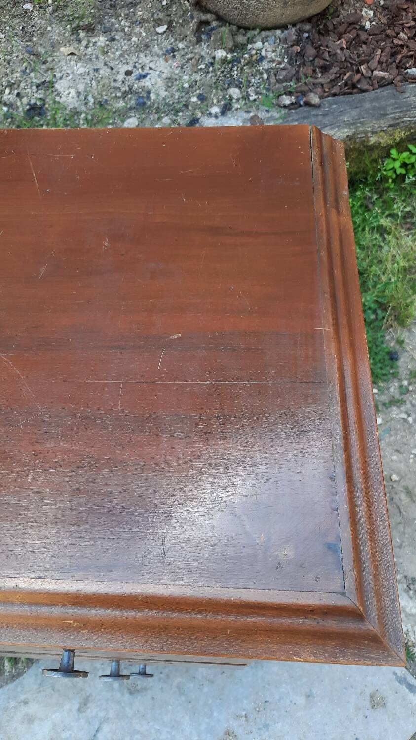 Vintage chest of drawers