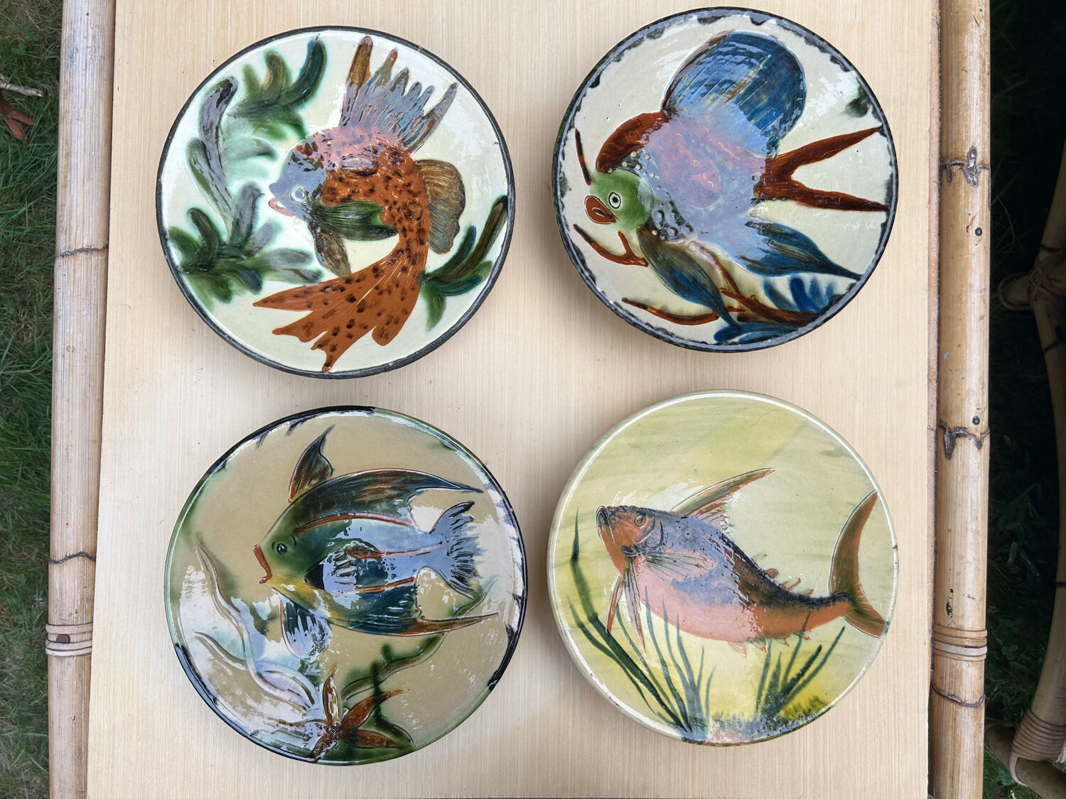 Puigdemont fish ceramic plate