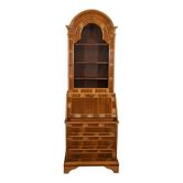 Scriban Showcase in Blond Mahogany, England – 1960
