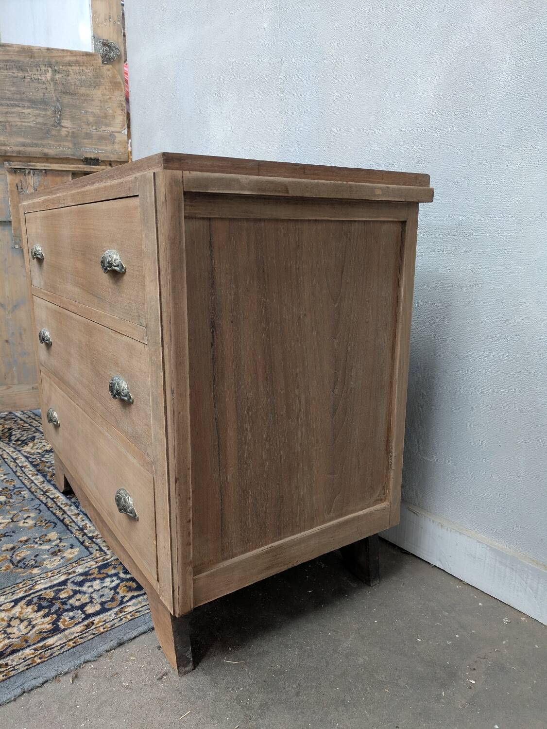 Vintage chest of drawers