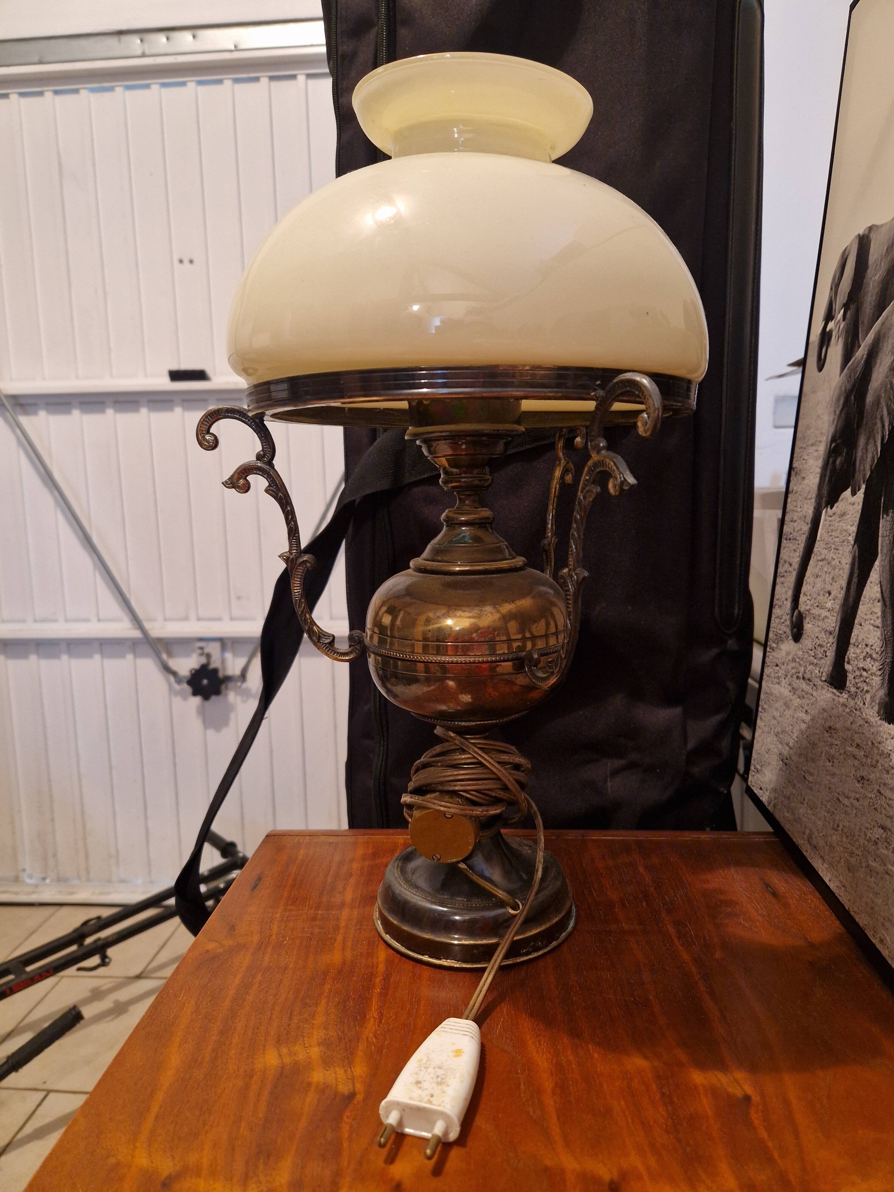 Lampe art déco laiton porcelaine