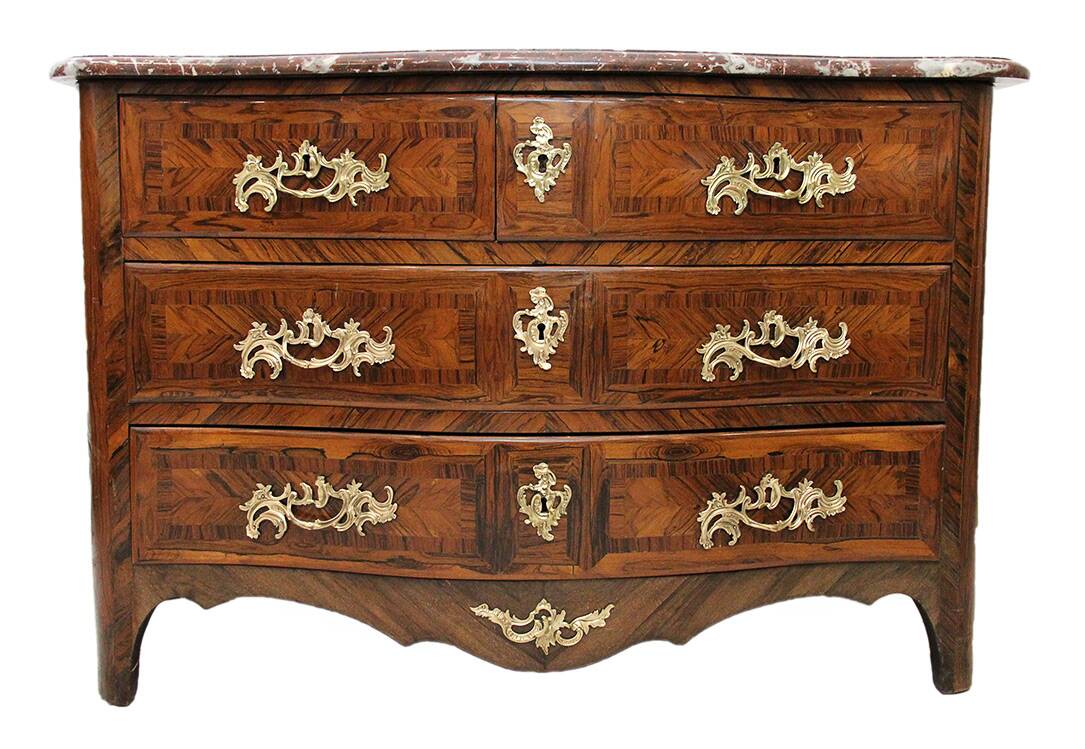 18th century Louis XV rosewood chest of drawers