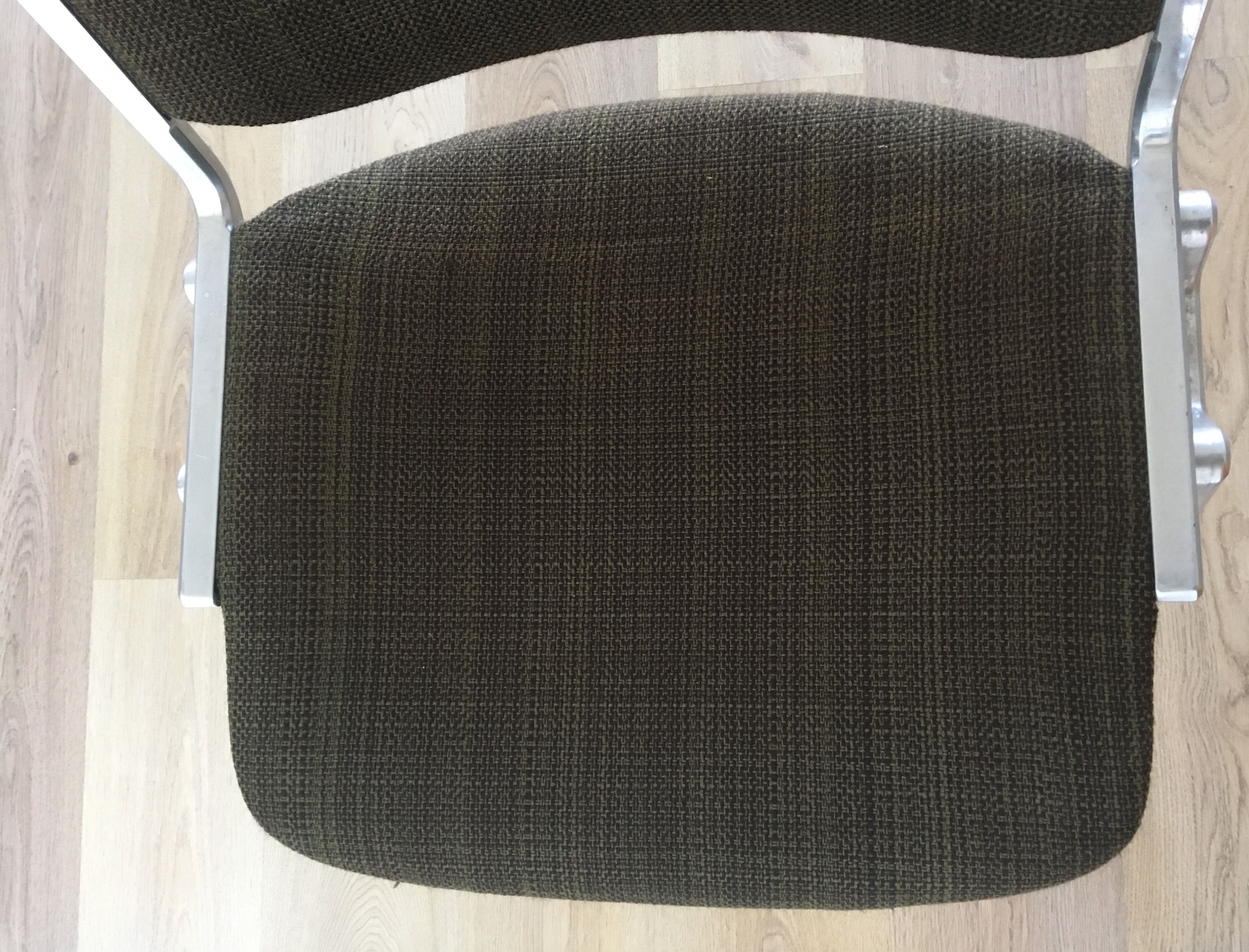 Chair DSC 106 of Piretti published at Castelli Italian design 70 s