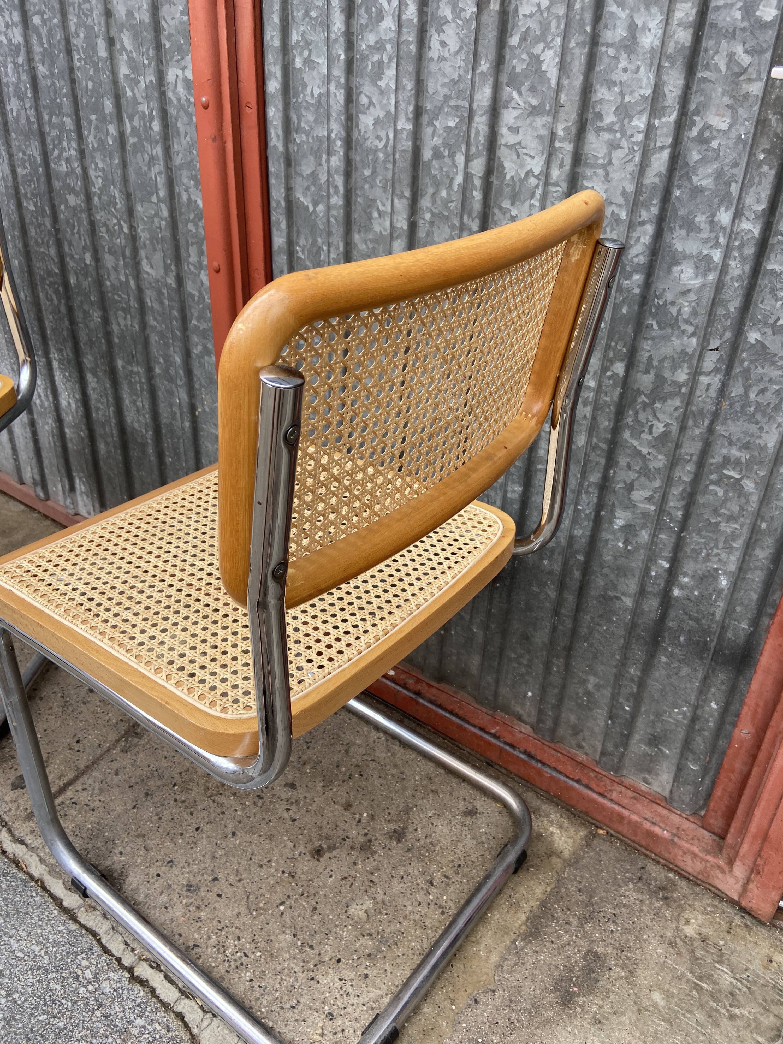 Paire de chaises Cesca B32 de Marcel Breuer Cesca B32 italie 1980