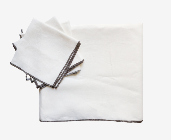Nappe et serviettes en lin upcyclées blanches