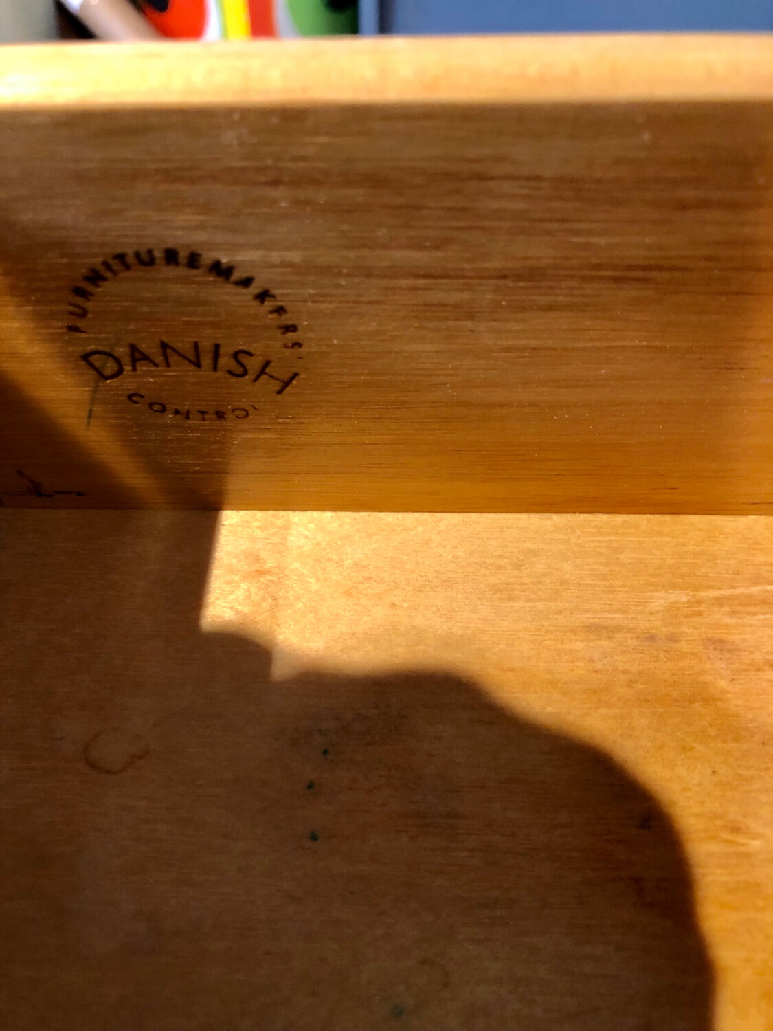 Scandinavian planter