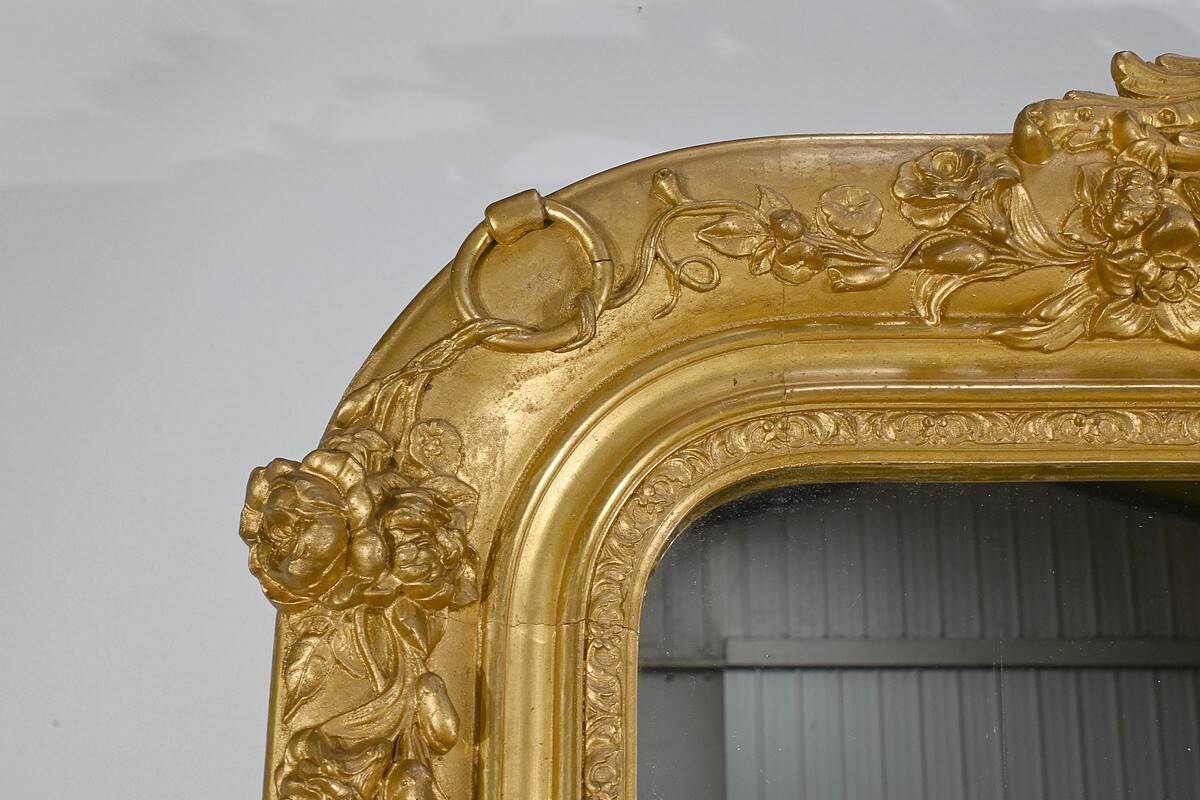 Important gilded wooden mirror, Louis XV style – first part of the 19th century