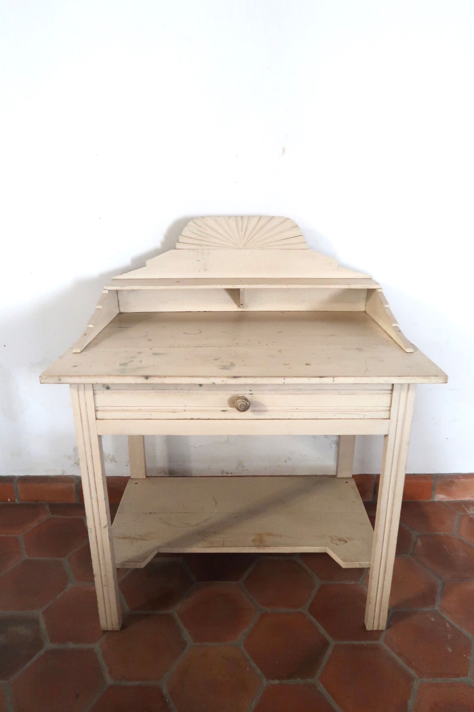 Art deco vanity desk