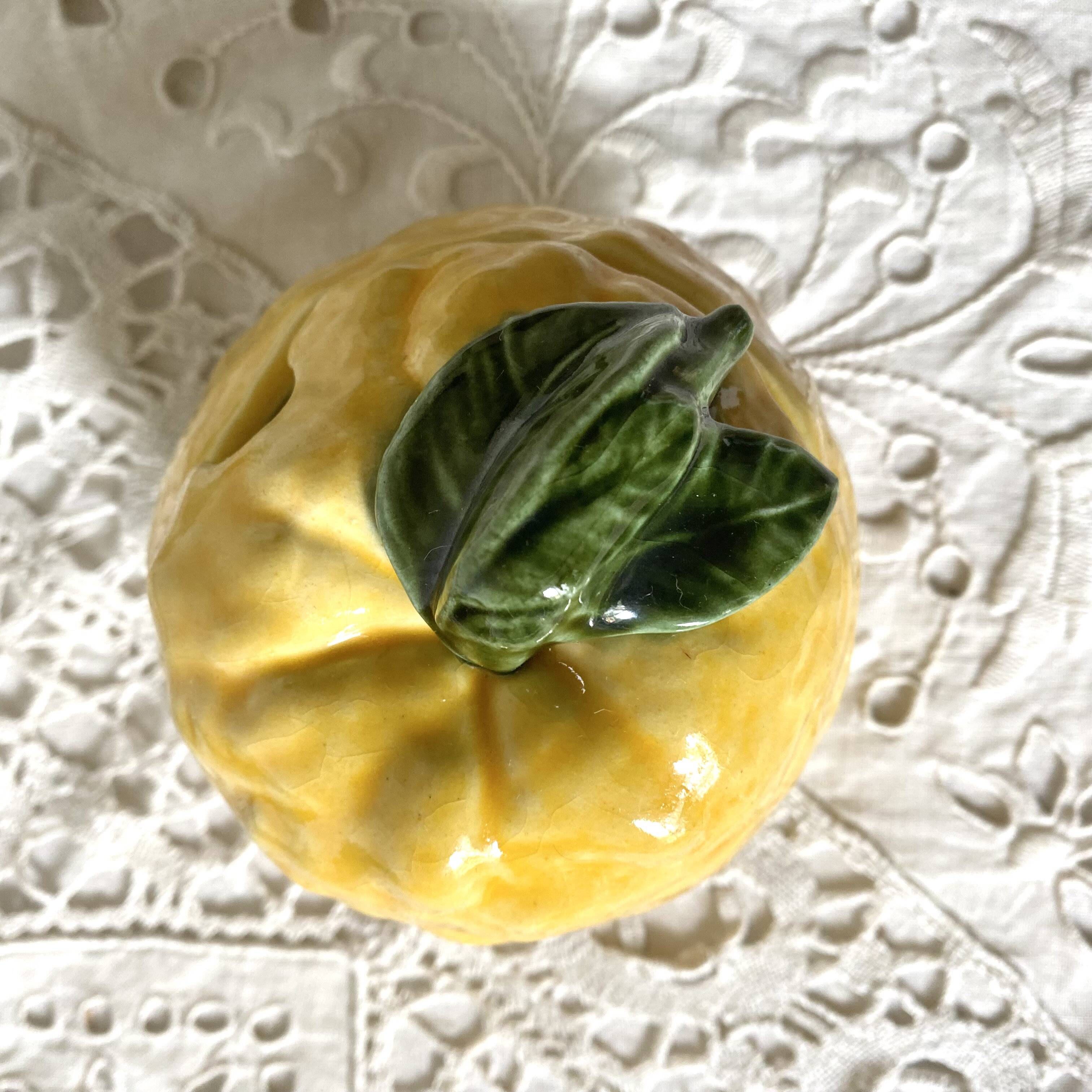 Pot à marmelade citron en barbotine