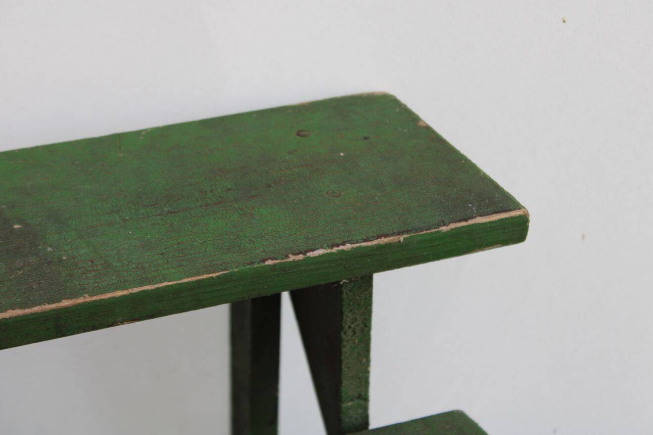 Wooden flower display stand