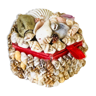 Shell jewelry box