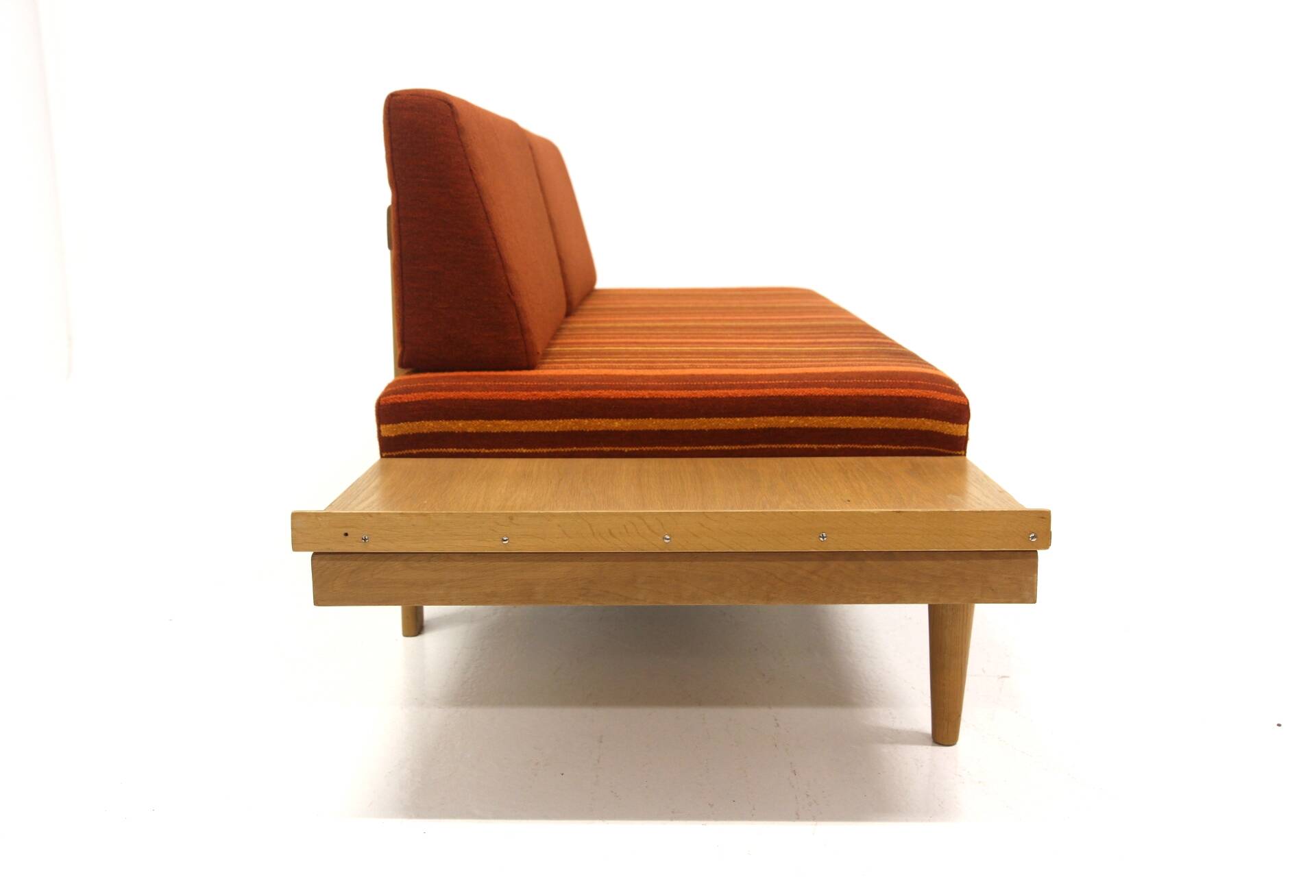 Set of 2 "Svane" daybeds, Ingmar Relling, Ekornes, Norway, 1960.