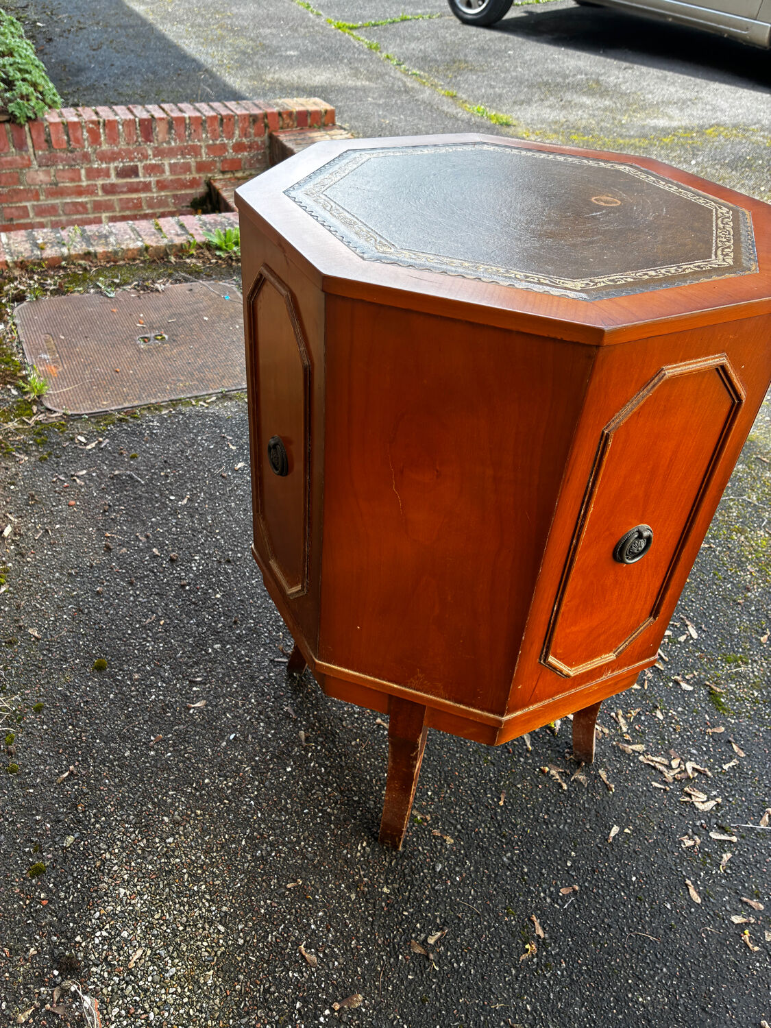 Vintage octagonal bar cabinet – leather top – Art Deco style – years