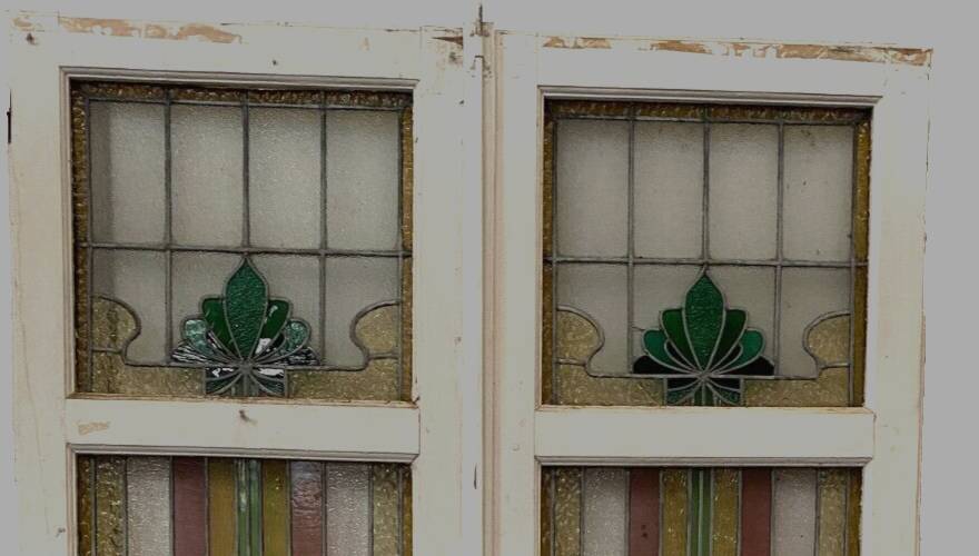 Double Art Deco stained glass partition doors from the 20th century