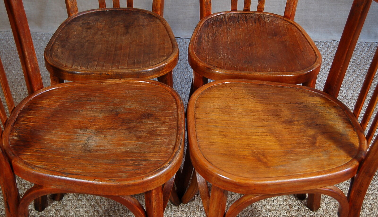 4 chaises Baumann N°43 années 50