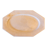 Plat blanc en faïencerie de Charolles