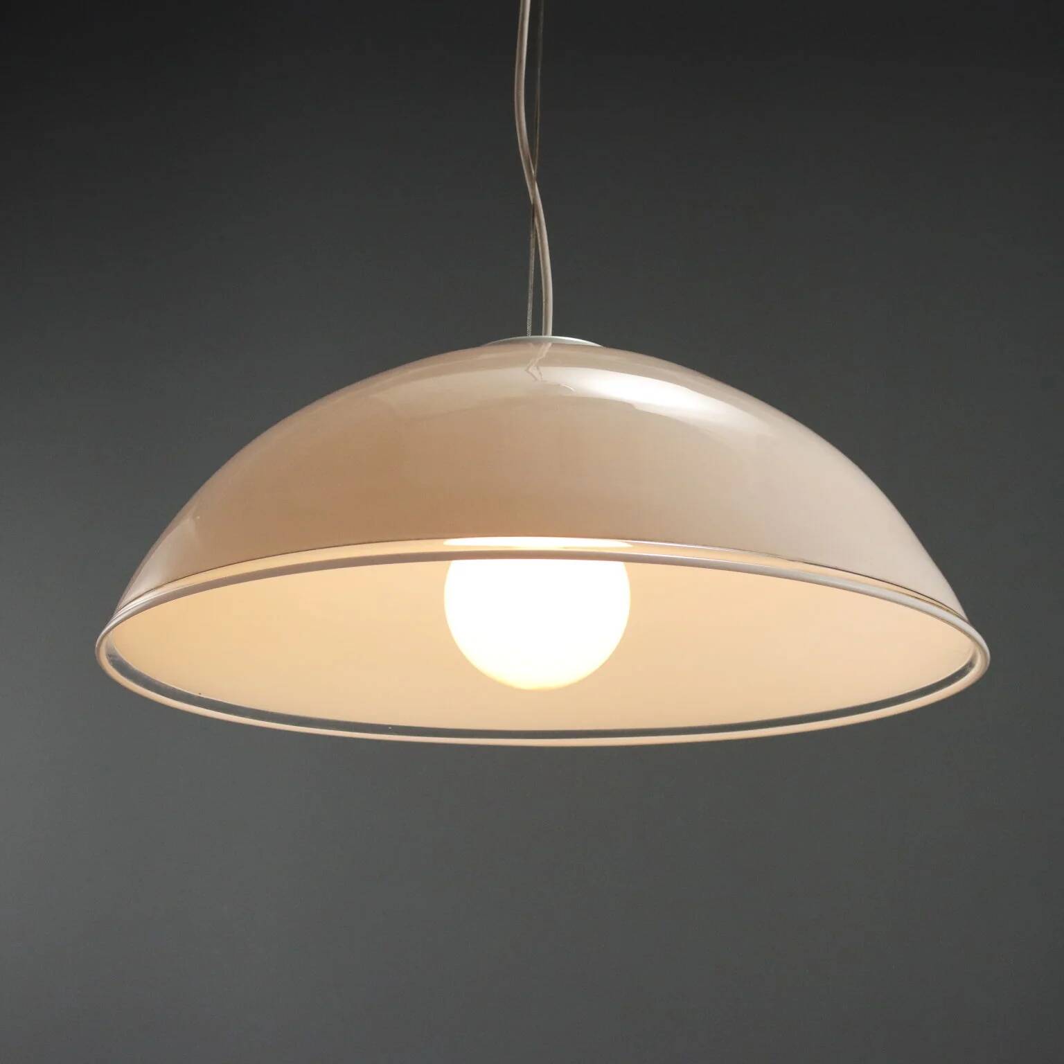 Vintage iGuzzini lamp in methacrylate, Italian design, 1970s.
