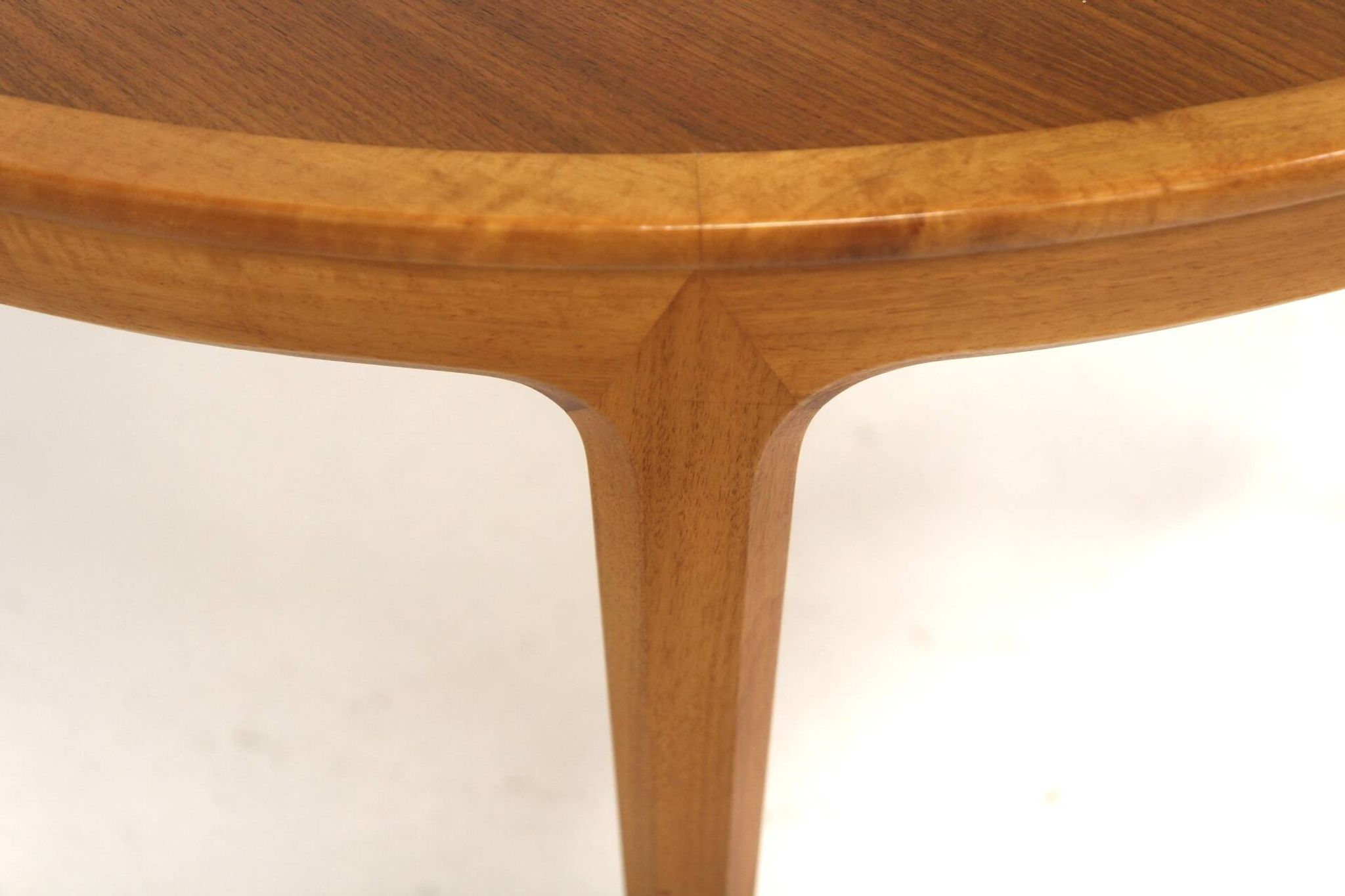 Walnut dining table, "Facett 3-132" Bertil Fridhagen, Sweden, 1960