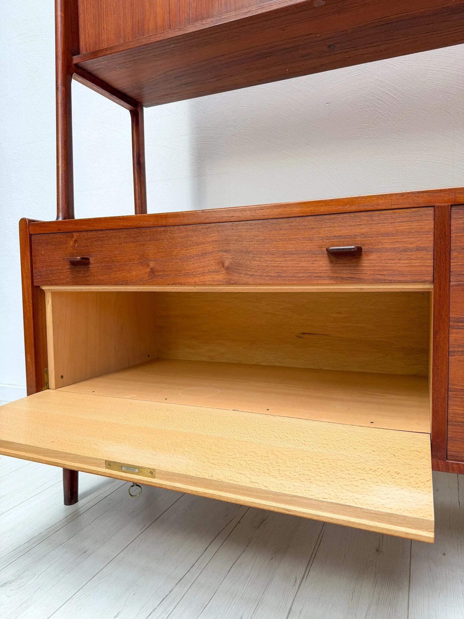Buffet en teck danois vintage des années 1950 RY20 par Hans J. Wegner pour Ry Møbler