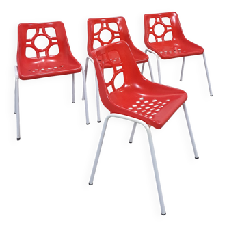 Set jaren 70 DDR rode kunststof tuinstoelen