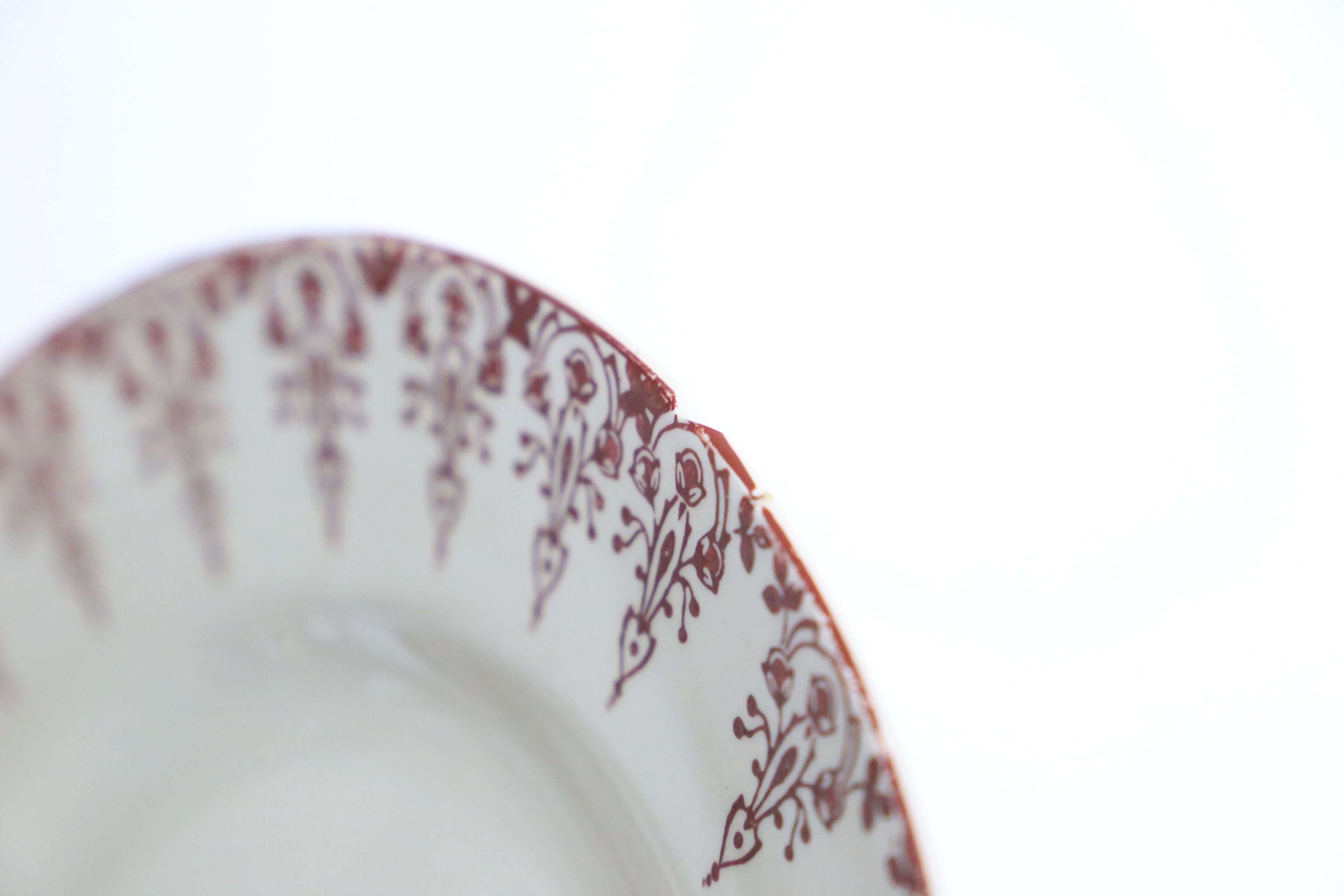 Flat plates red iron earth