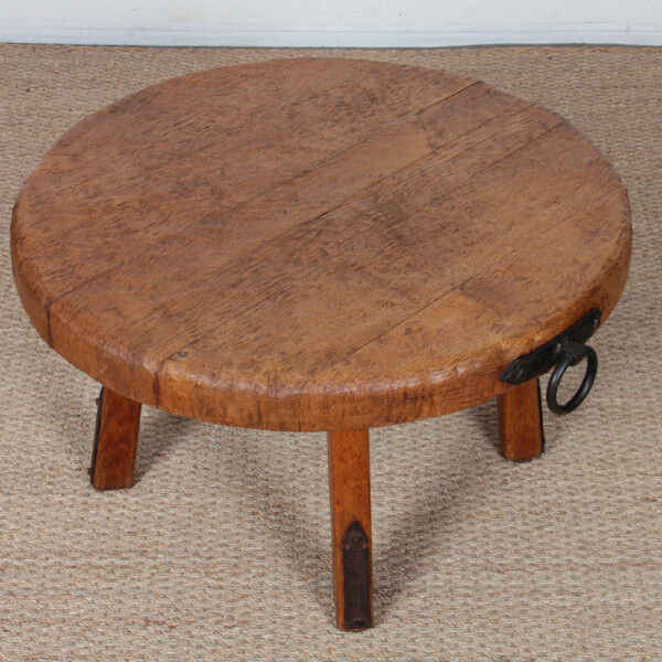 Table basse en chêne dans le goût de Jean Touret, 1950