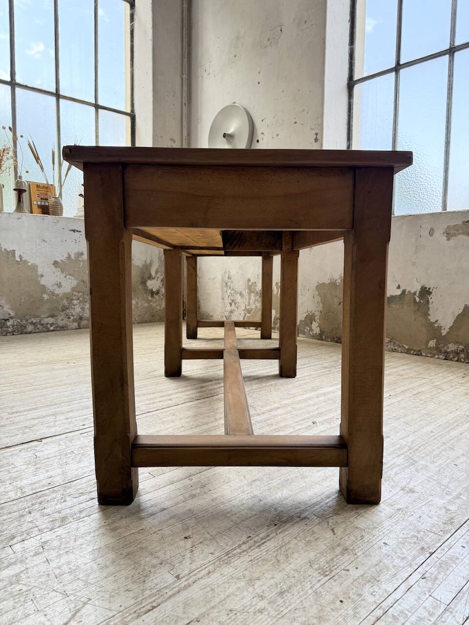 Antique farmhouse or drapery table in walnut, 1900 XL