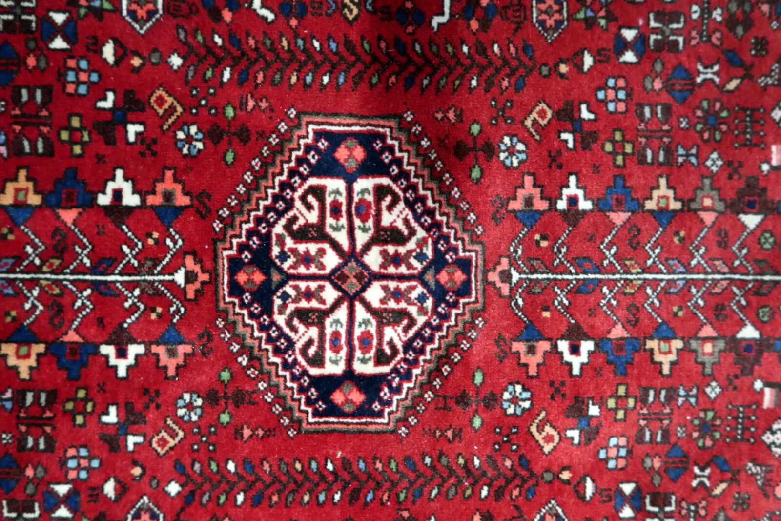 Handmade vintage Persian Malayer rug 106cm x 151cm, 1970s