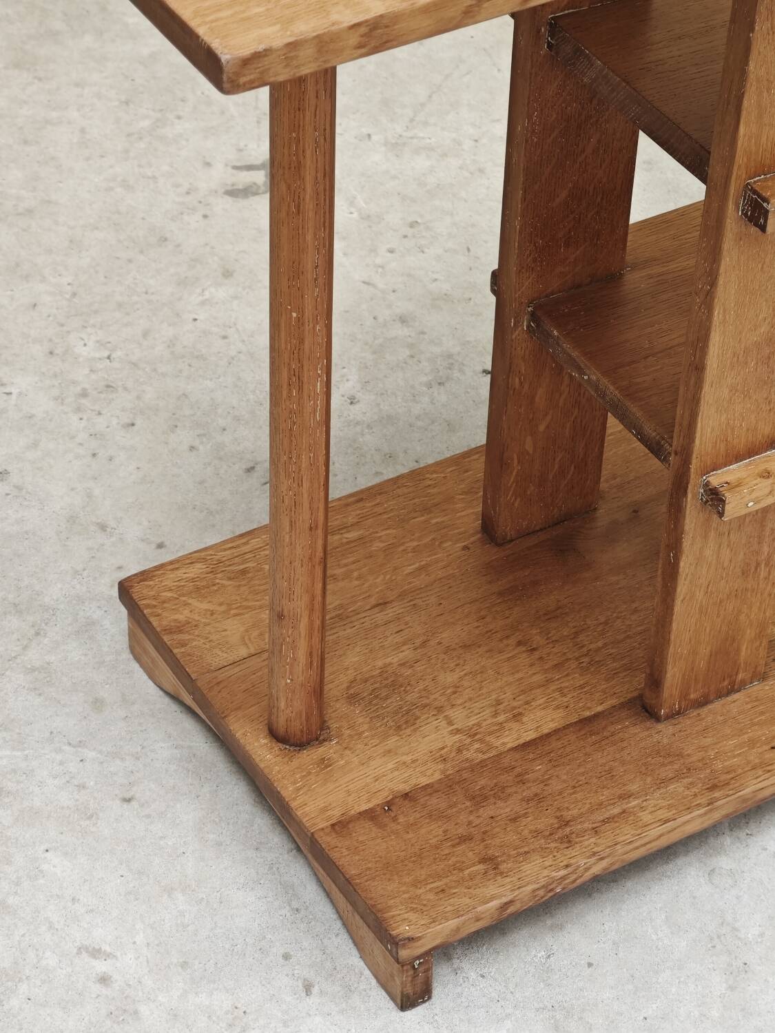 Asymmetrical Art Deco side table or pedestal table by Michel DUFFET 1930